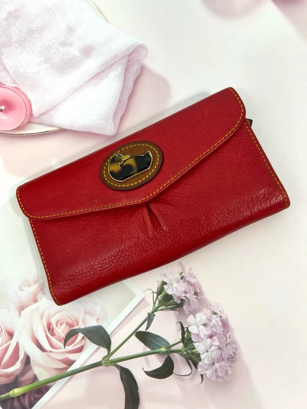 🦆 DOONEY & BOURKE RED TRIFOLD LEATHER WALLET CLUTCH WITH TORTOISE DUCK LOGO - Picture 2 of 13